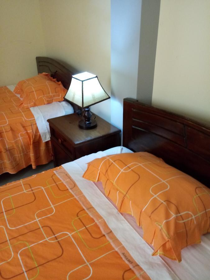 Hospedaje Renzo Tarapoto Buitenkant foto